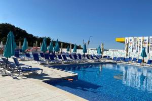 Πισίνα στο ή κοντά στο Andy Hotel KM 36