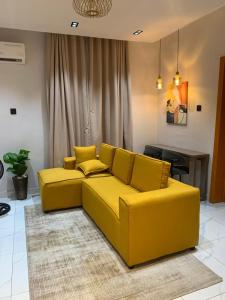 Ảnh trong thư viện ảnh của 1Bdrm, 24hrs light, security personnel ở Suru Lere