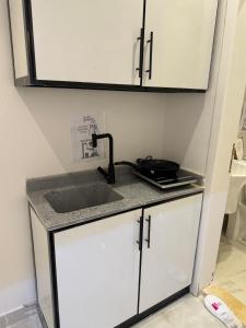 Køkken eller tekøkken på ستديو هادئ راقي