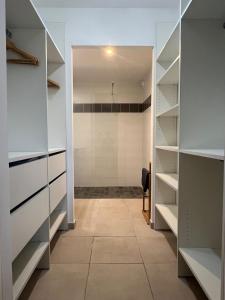 Φωτογραφία από το άλμπουμ του BnB MARTINIQUE, sejour Caraibes en 1ere ligne, marina Fort de France στο Φορ-ντε-Φρανς