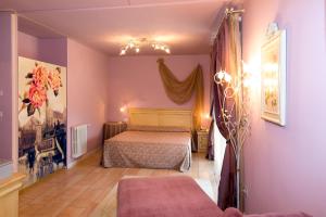 Posteľ alebo postele v izbe v ubytovaní Hotel Serenella