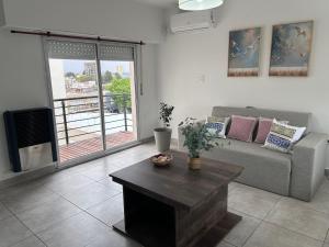 Χώρος καθιστικού στο Apart Luro V