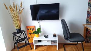 Μια τηλεόραση ή/και κέντρο ψυχαγωγίας στο Terminal