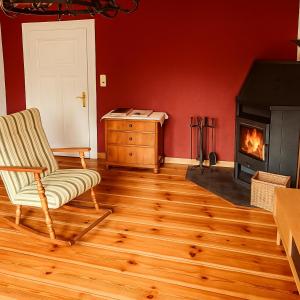 Fotografie z fotogalerie ubytování Naturidylle mit Kamin und Sauna in der Schorfheide v destinaci Schorfheide