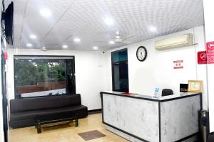 Μια τηλεόραση ή/και κέντρο ψυχαγωγίας στο Hotel Srida Jaipur