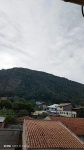 Nespecifikovaný výhled na hory nebo výhled na hory při pohledu z apartmánu