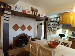 Køkken eller tekøkken på Refugio do Alviela