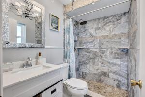 Fotografie z fotogalerie ubytování Hernando Beach Gulf Access, Dock & Heated Pool v destinaci Hernando Beach