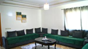 Χώρος καθιστικού στο City Center Stay - Résidence Omar 1 by ZenStay