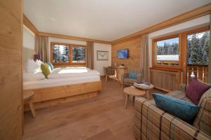 Зображення з фотогалереї помешкання Hotel Burgwald - Ski In & Ski Out у місті Лех-ам-Арльберг