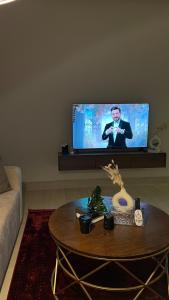 Fotografie z fotogalerie ubytování جناح أنيق عصري ملاذ بصالة وغرفة نوم v destinaci Al Kharj + 6 fotografií