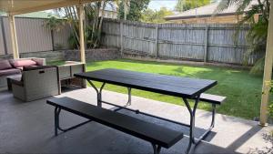 Αίθριο ή υπαίθριος χώρος στο Smart Suites Self Check-in Apartments - S Stockport