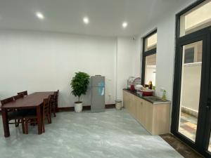 Η κουζίνα ή μικρή κουζίνα στο RosyDiamond Hotel Ocean Park 2