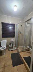 Ένα μπάνιο στο Villa Royale 502