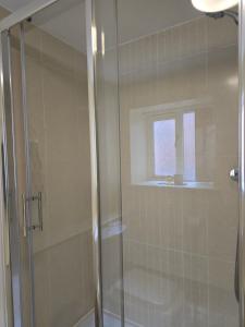 Koupelna v ubytování Twin Room - The Unicorn Hotel