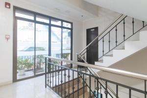 TV a/nebo společenská místnost v ubytování Propiedad Residences Makati