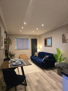 Khu vực ghế ngồi tại Countryside Apartment nr. Dore Train station
