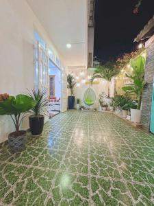 Κήπος έξω από το Rose Homestay +13 φωτογραφίες