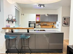 Η κουζίνα ή μικρή κουζίνα στο Premium Stay Essen near Messe