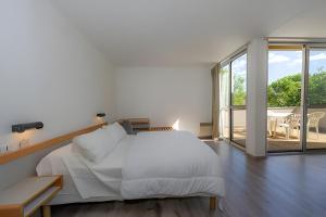 Gallery image of Camping Domaine de Chaussy in Lagorce