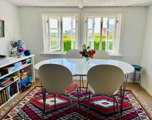 Galería fotográfica de Summer Cottage Idyll In Charming Karrebæksminde! en Karrebæksminde 32 fotos más