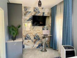 Imagen de la galería de Executive studio apartment near the airport - 2320, en Highlands