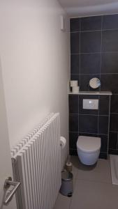 Ένα μπάνιο στο Apartment - Wohnung Bad Pyrmont