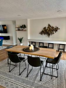 Χώρος καθιστικού στο Sky High Luxury Unique 2BR Penthouse Condo ATL