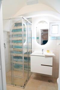 Koupelna v ubytování Il Nido in Pietra - Il Tuo RIFUGIO ad OSTUNI