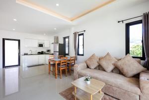 Kuchyň nebo kuchyňský kout v ubytování RinFin Beach House - Bangtao