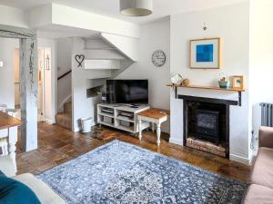 TV a/nebo společenská místnost v ubytování 2 bed property in Mundesley Norfolk KT192
