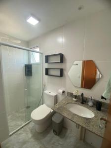Bilik mandi di Apartamento Edificio Vitta Home +7 gambar