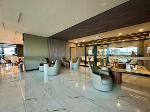 Χώρος καθιστικού στο Hermoso Departamento En Equipetrol +9 φωτογραφίες