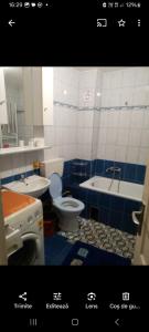Ένα μπάνιο στο Apartament 2 camere