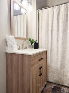 Φωτογραφία από το άλμπουμ του Suite Home Indiana Apartments σε Έβανσβιλ +54 φωτογραφίες