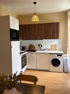 Nhà bếp/bếp nhỏ tại T2 Tour des Anglais, CHU, place Rochefoucauld