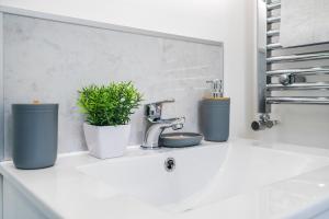 Φωτογραφία από το άλμπουμ του The Weaver by Nesting Hub σε Newcastle under Lyme +26 φωτογραφίες