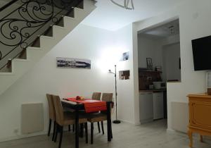 TV a/nebo společenská místnost v ubytování Zemun Central