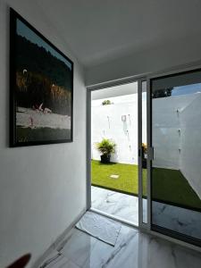 TV a/nebo společenská místnost v ubytování GS Villas Boutique + 18 fotografií