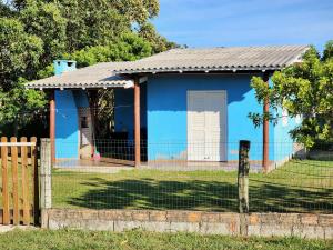 Το κτήριο όπου στεγάζεται  η παραθεριστική κατοικία