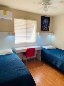 Postel nebo postele na pokoji v ubytování Complete house at North, Gate Control, We invoice