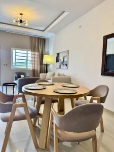 TV/trung tâm giải trí tại Casa amplia y elegante cerca del Aeropuerto Palmerola +9 ảnh