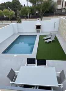 Kolam renang di atau dekat dengan Villa Thierryanet