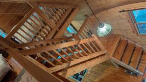 an overhead view of a wooden ceiling in a cabin at アルミテラーノ矢板 in Yaita