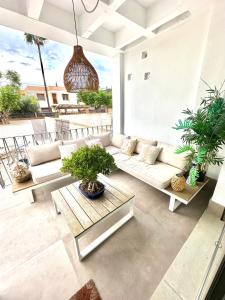 Ruang duduk di Villa Thierryanet