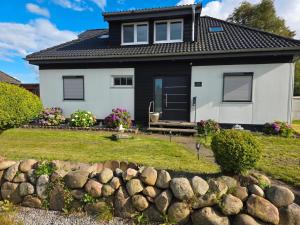 LeckにあるHaus Alameの白い家