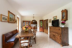 Μια τηλεόραση ή/και κέντρο ψυχαγωγίας στο Villa Fornaci