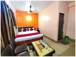 プリーにあるPRIME LOCATION NEAR SEA BEACH Hotel Sri Krishna Classic Residency ! Puri - Near Jagannath Temple and Golden Swargadwar Beach - Bengali Market - A Top Rated Hotel IN PURIのギャラリーの写真 +10枚の写真