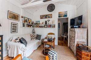 Μια τηλεόραση ή/και κέντρο ψυχαγωγίας στο Villa Cap Ferret Centre - Réf 222 +12 φωτογραφίες