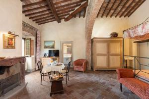 TV a/nebo společenská místnost v ubytování Locanda Di Alberi Without Kitchen